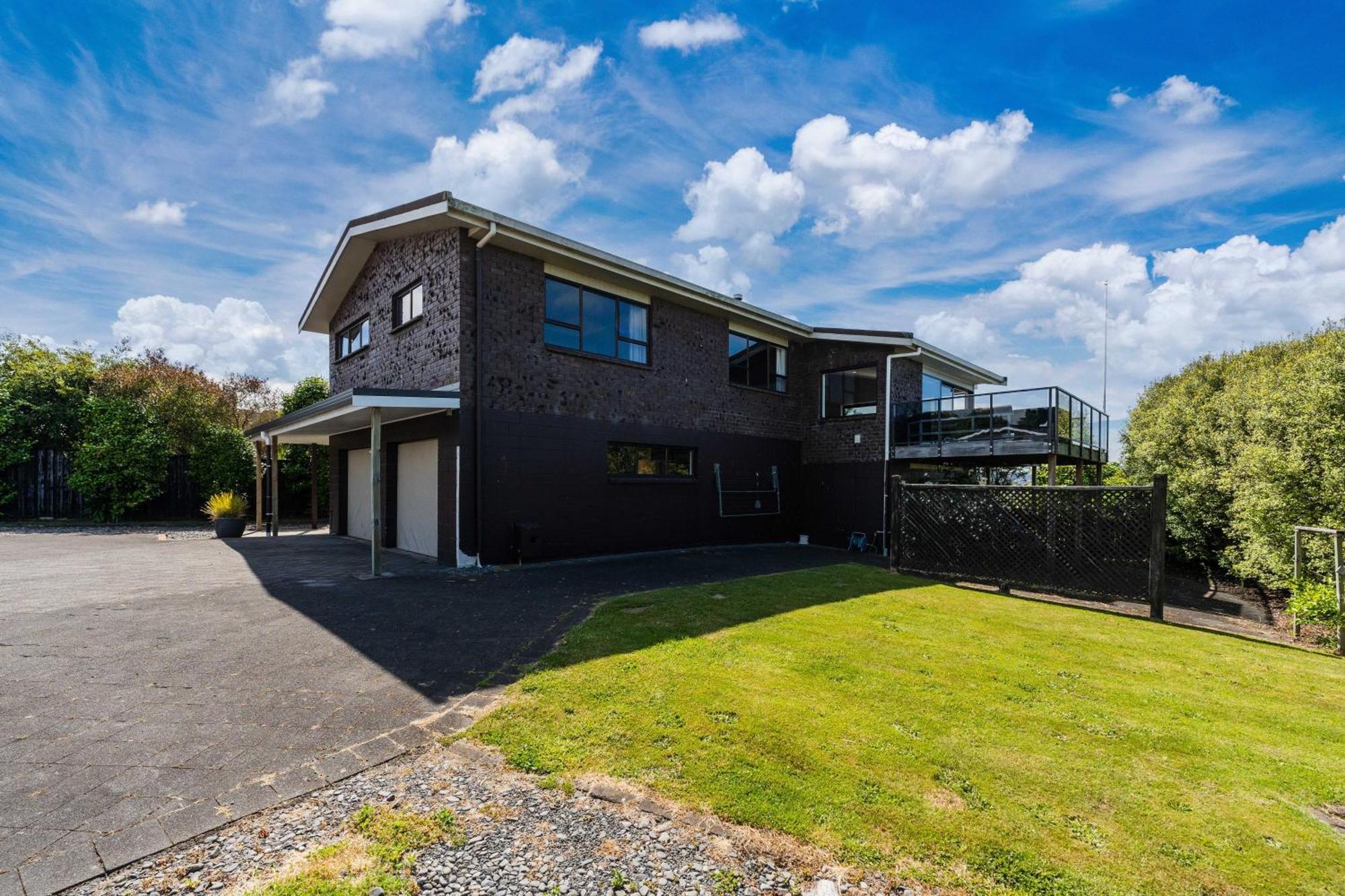 Ngaio Views - Lake Taupo Holiday Home Exterior photo