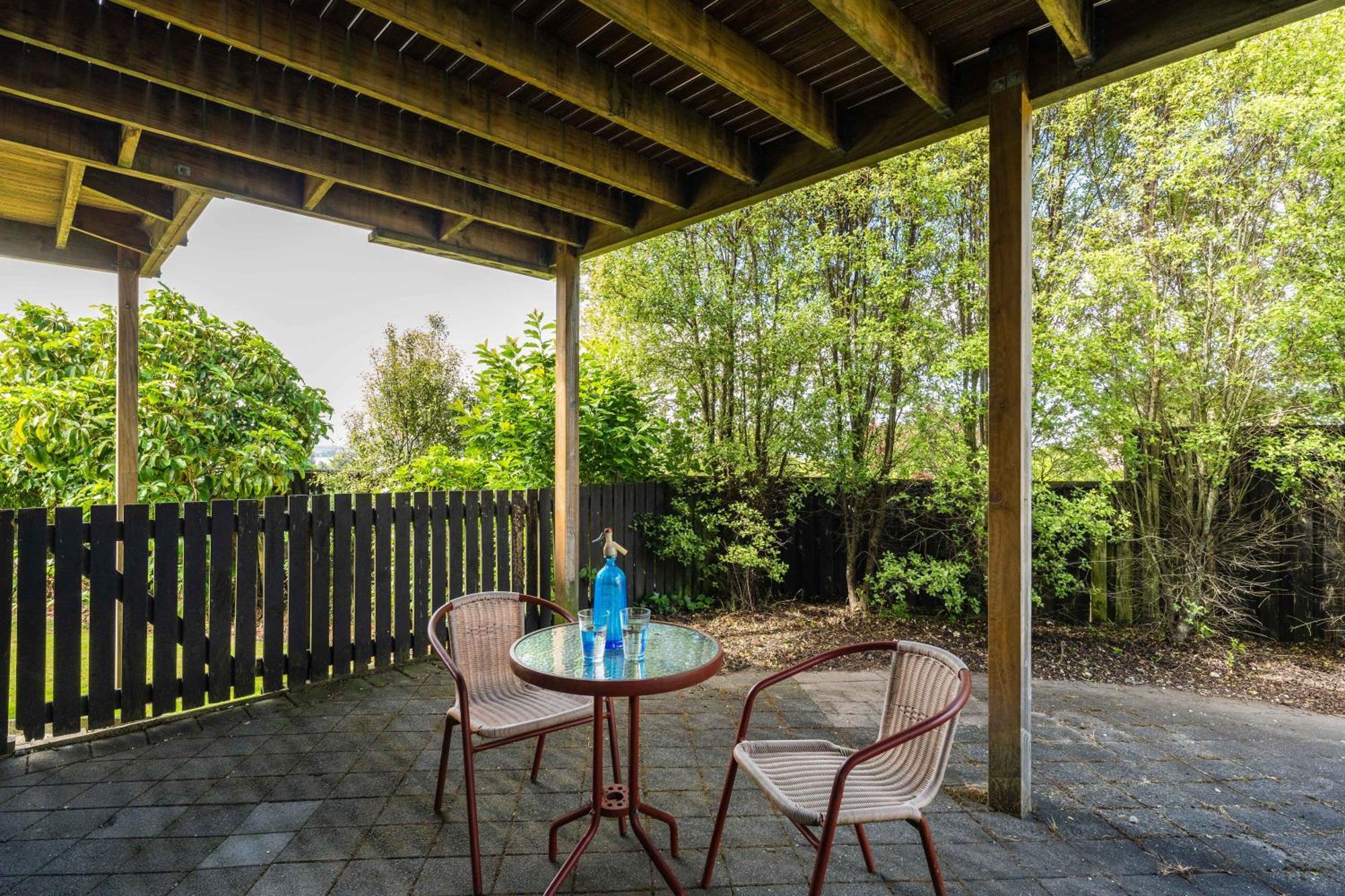 Ngaio Views - Lake Taupo Holiday Home Exterior photo
