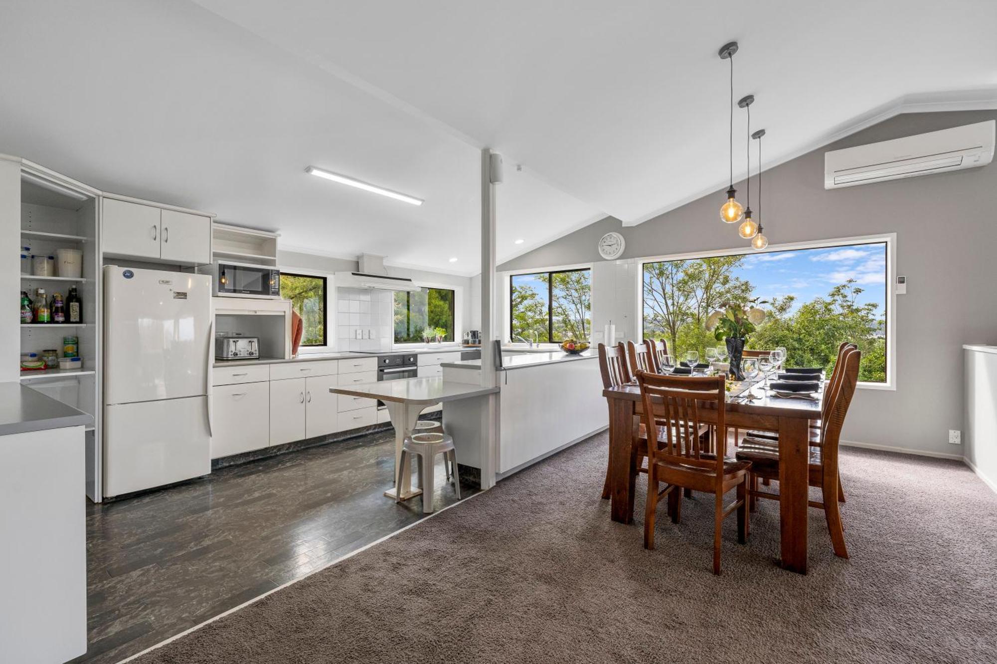 Ngaio Views - Lake Taupo Holiday Home Exterior photo